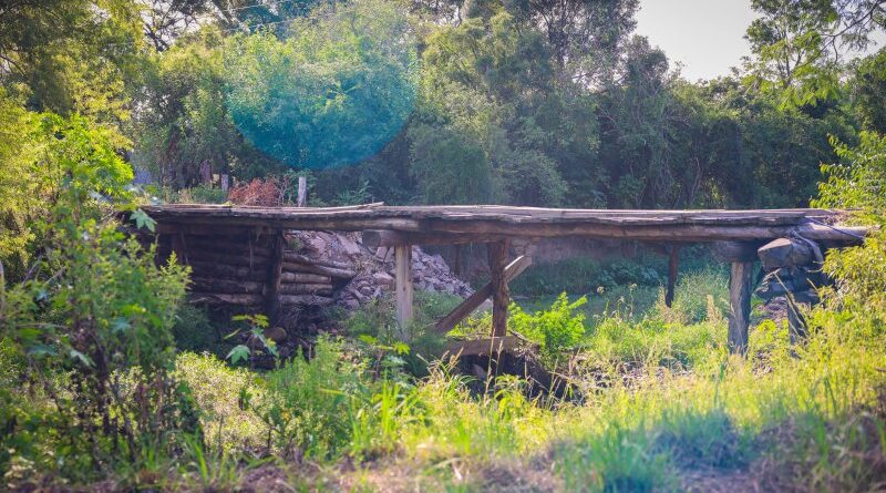 Nova estrutura de concreto na Rua Fontoura Ilha irá substituir a ponte provisória de madeira sobre o Rio Vacacaí-Mirim