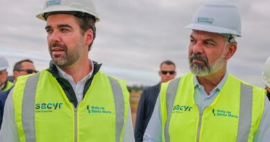 Prefeito Rodrigo Decimo e governador Eduardo Leite acompanham obras de infraestrutura na RSC-287